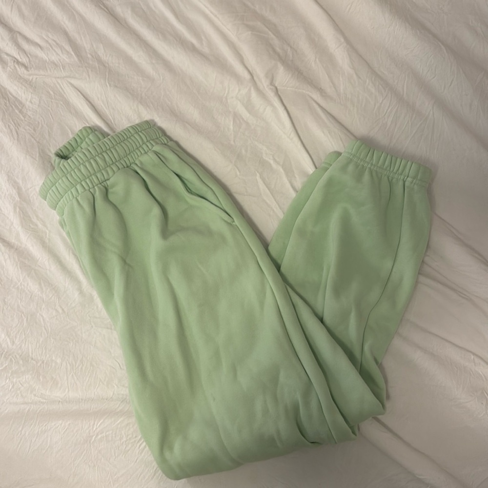 Fabletics sweat pants